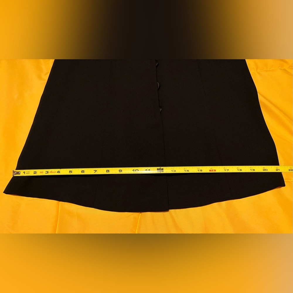 Stunning, Front Button Down Dress…🖤 - image 8